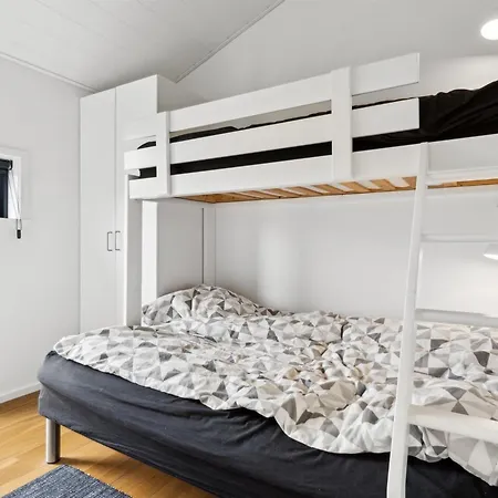 Einette - 100m From The Sea By Interhome *
